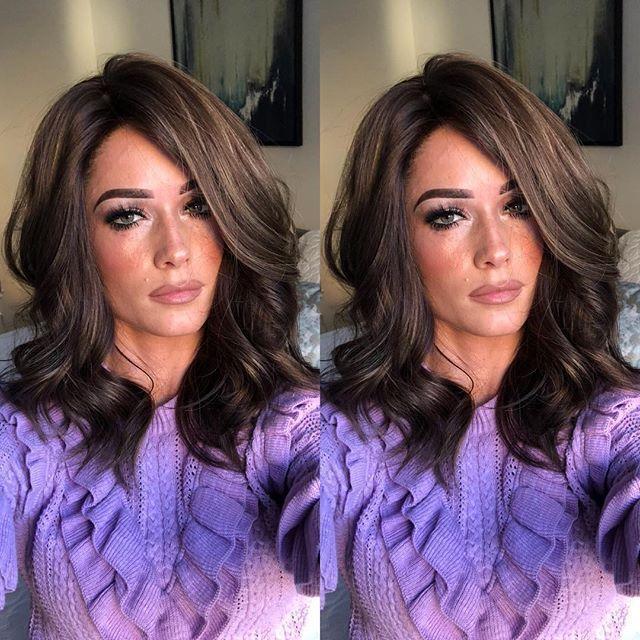 Beauty brown short wavy hair